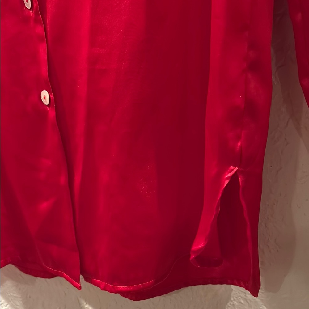 Croft & Barrow Red Satin Blouse - Picture 4 of 11